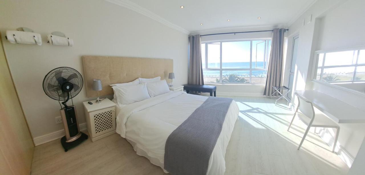 3 Bedroom Sea Facing Family Apartment Cape Town Moullie Point Bagian luar foto