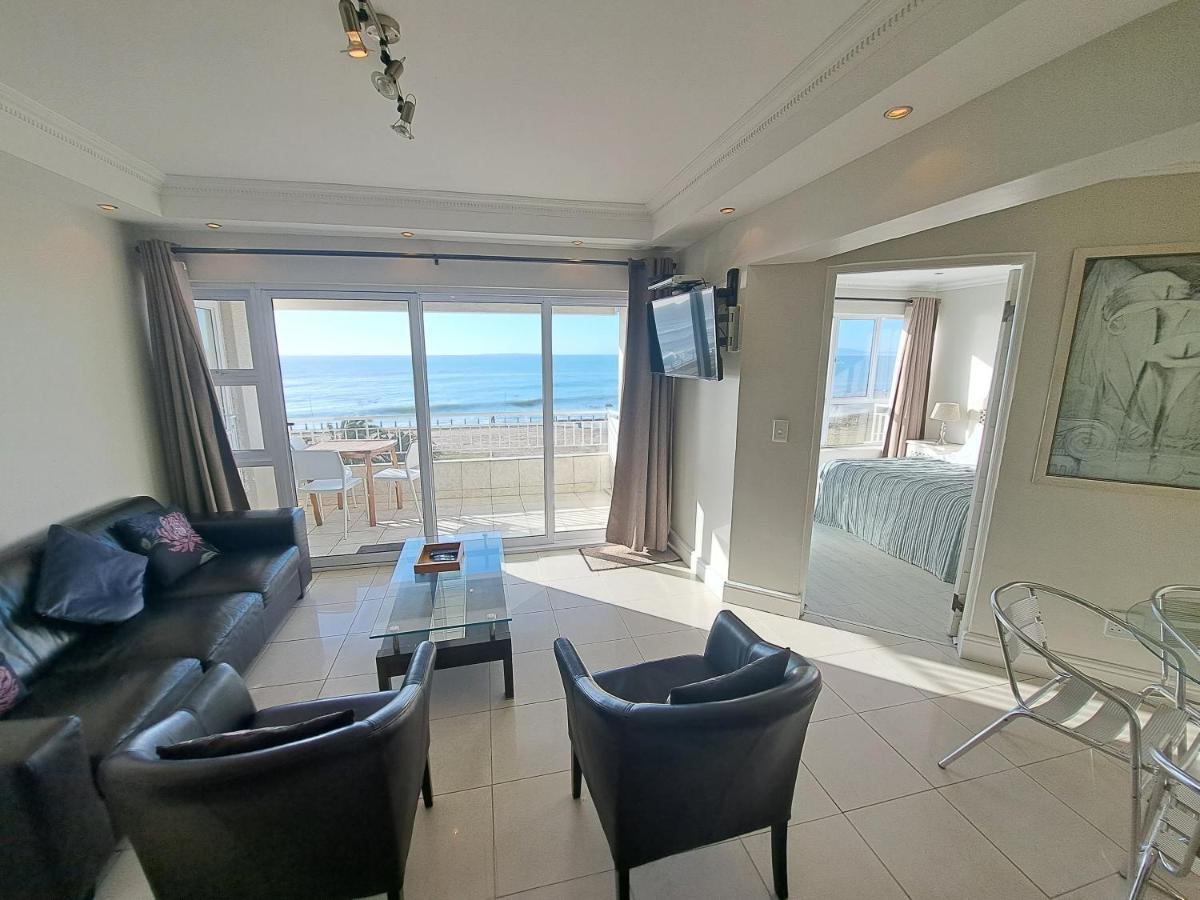3 Bedroom Sea Facing Family Apartment Cape Town Moullie Point Bagian luar foto