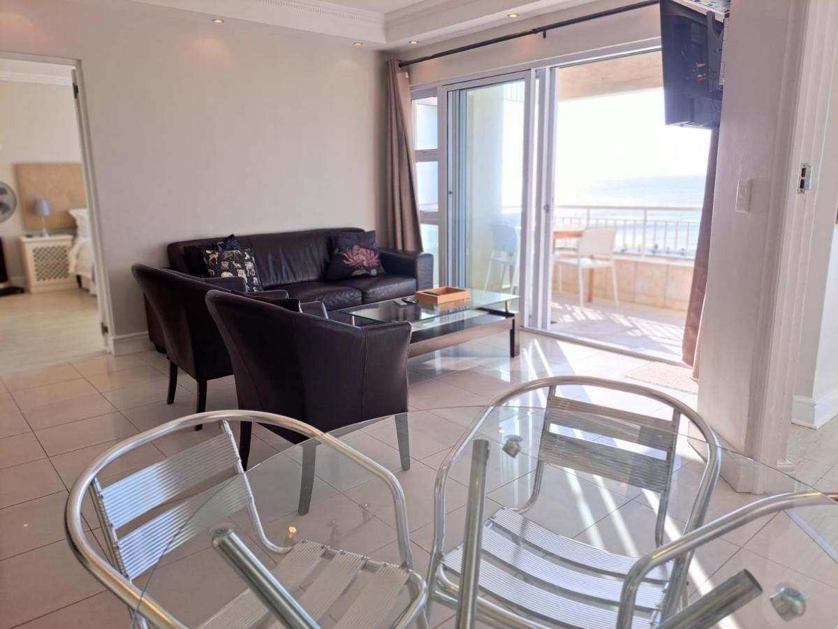 3 Bedroom Sea Facing Family Apartment Cape Town Moullie Point Bagian luar foto