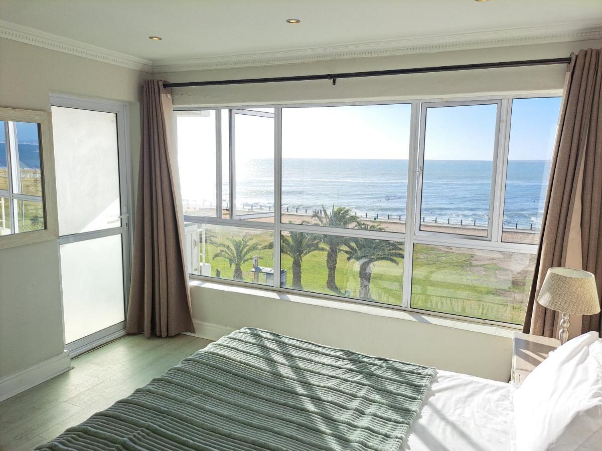 3 Bedroom Sea Facing Family Apartment Cape Town Moullie Point Bagian luar foto