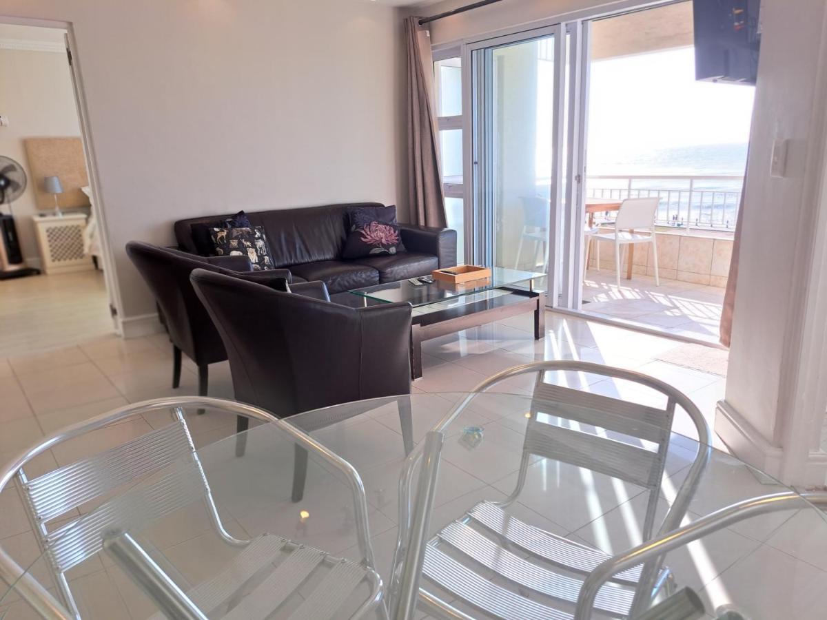 3 Bedroom Sea Facing Family Apartment Cape Town Moullie Point Bagian luar foto